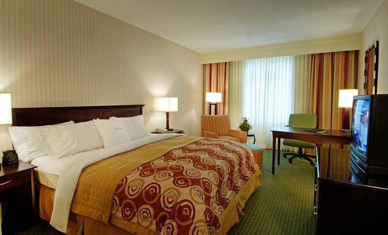 Doubletree By Hilton Hotel Annapolis Room photo